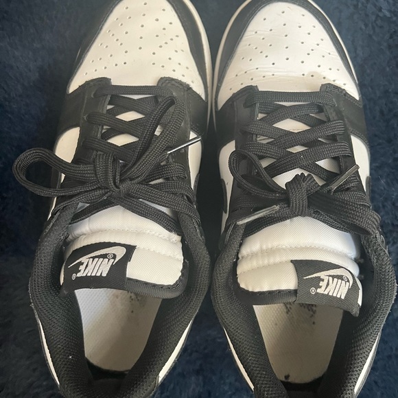 Nike Dunk Low ‘Panda’ - Picture 4 of 5